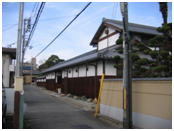 �]��3����